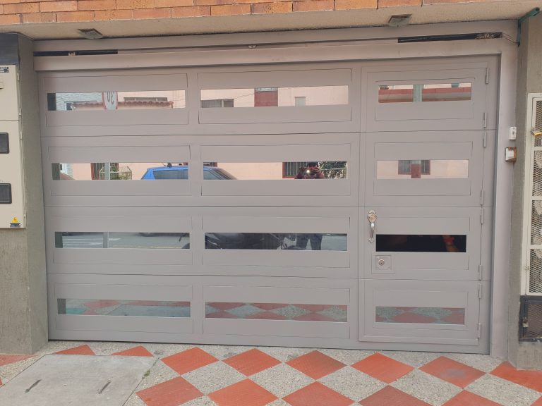 Puertas y Puertas - Fabricación, instalación, mantenimiento y reparación de acceso para puerta vehicular y peatonal