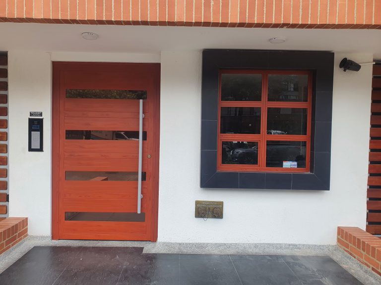 Puertas y Puertas - Fabricación, instalación, mantenimiento y reparación de acceso para puerta vehicular y peatonal